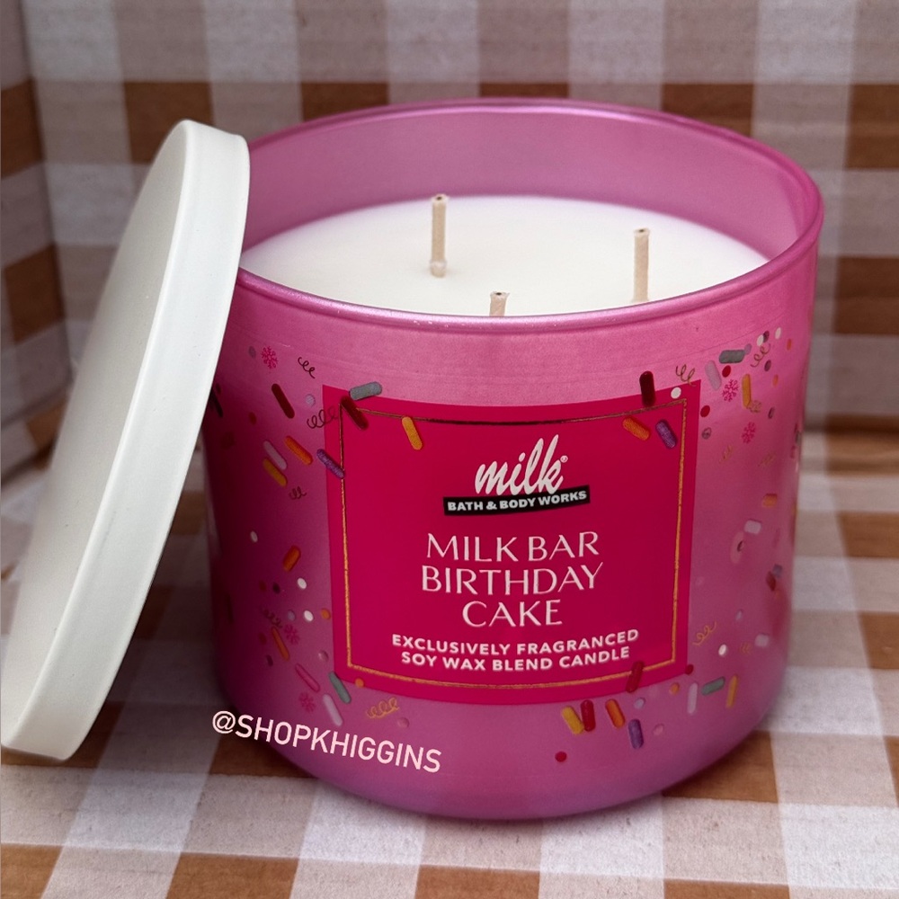NEW(2)B&BW Milk Bar Birthday Cake 3 wick soy wax blend candles limited edition - Picture 2 of 3